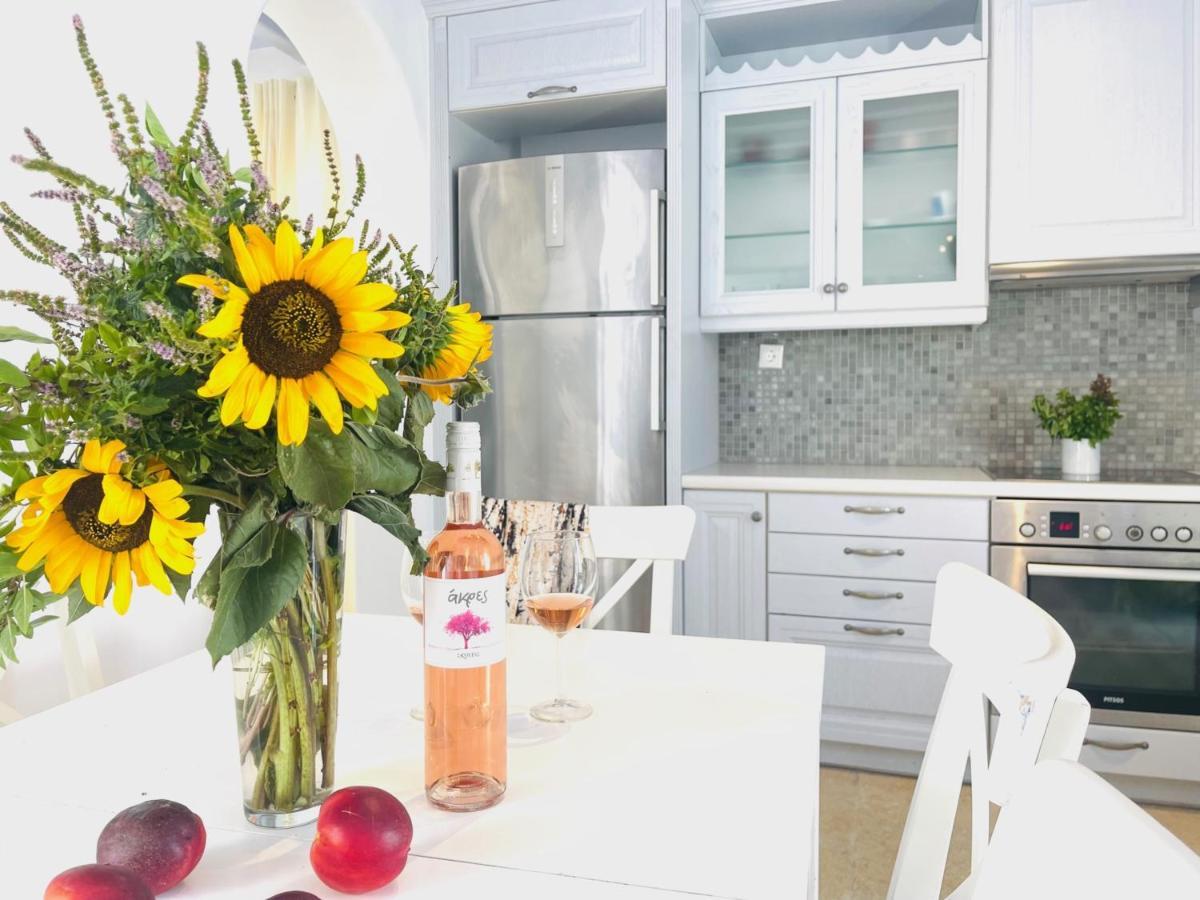 Aphrodite Sunshine Suite Mykonos Town Exterior foto